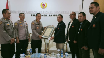 KONI Provinsi Jambi Terima Penghargaan dari Polda Jambi